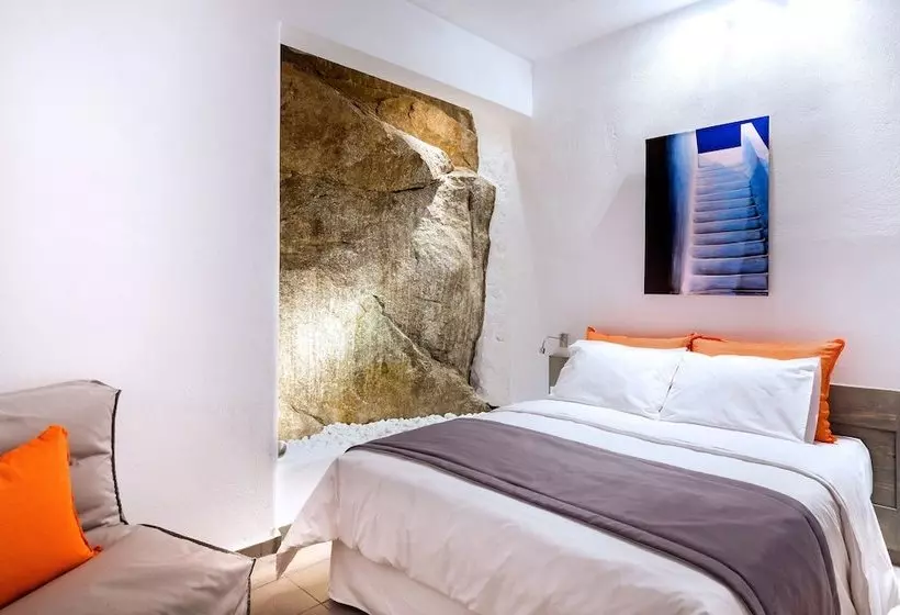 Bay Bees Sea View Suites & Homes