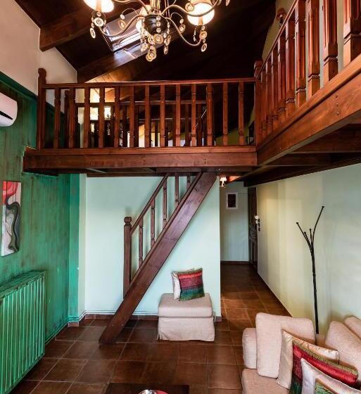 ホテル Celena Maisonettes