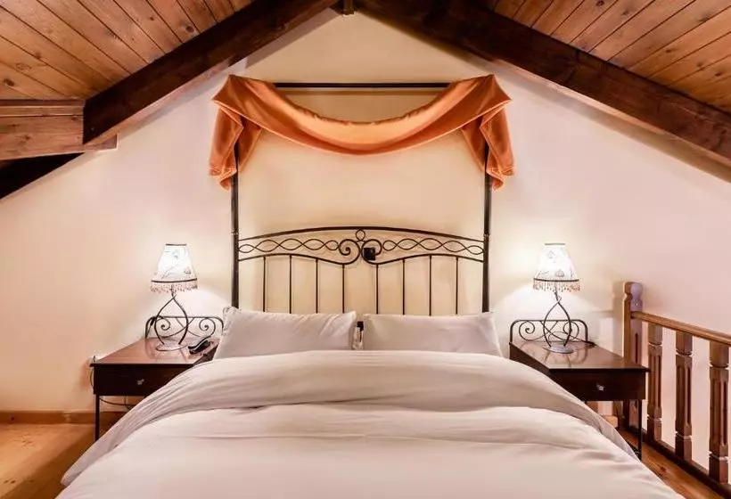 Hotel Celena Maisonettes