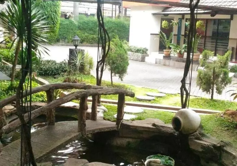 Hotel Cempaka Jaya