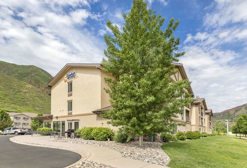 Отель Comfort Inn & Suites Glenwood Springs On The River