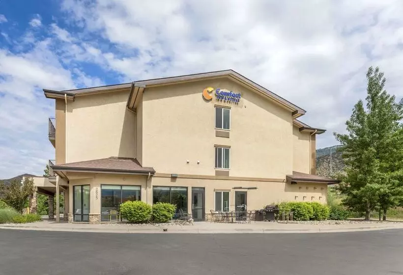 Отель Comfort Inn & Suites Glenwood Springs On The River