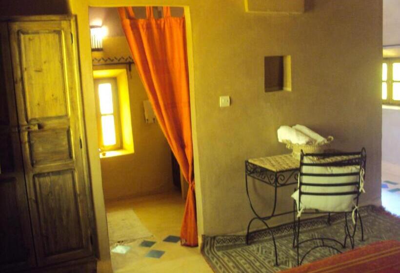 Отель Dar Lorkam