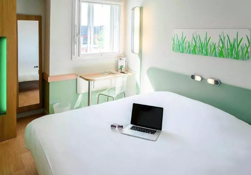 בית מלון כפרי Ibis Budget Aeroport Le Bourget Garonor