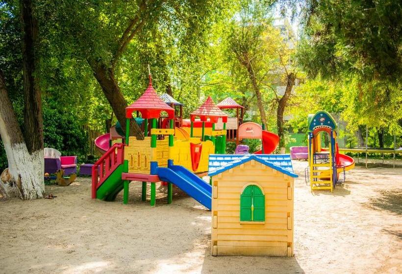 호텔 Majestic Mamaia Half Board & All Inclusive