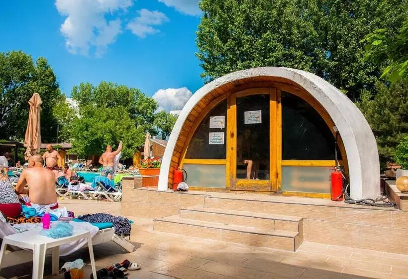 호텔 Majestic Mamaia Half Board & All Inclusive