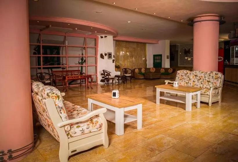 호텔 Majestic Mamaia Half Board & All Inclusive