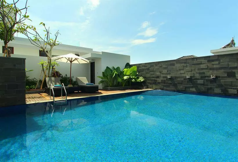 Majestic Point Villas