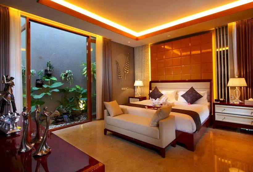 Majestic Point Villas