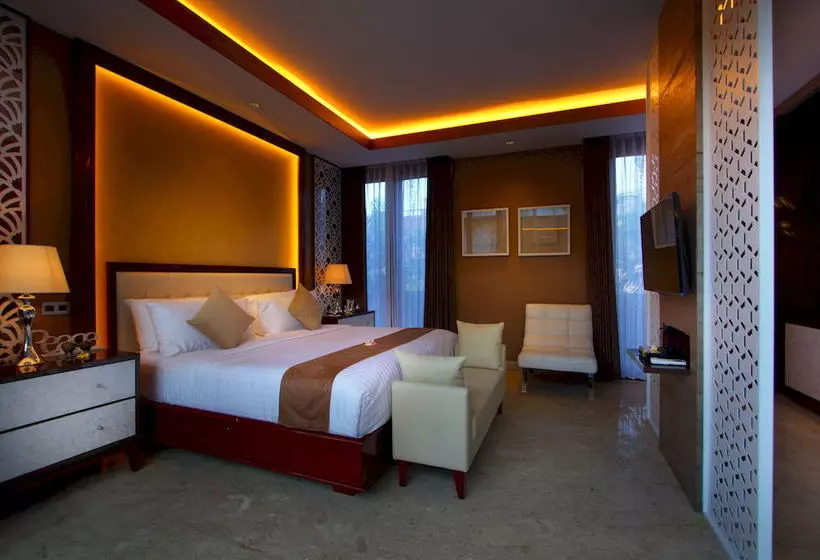 Majestic Point Villas