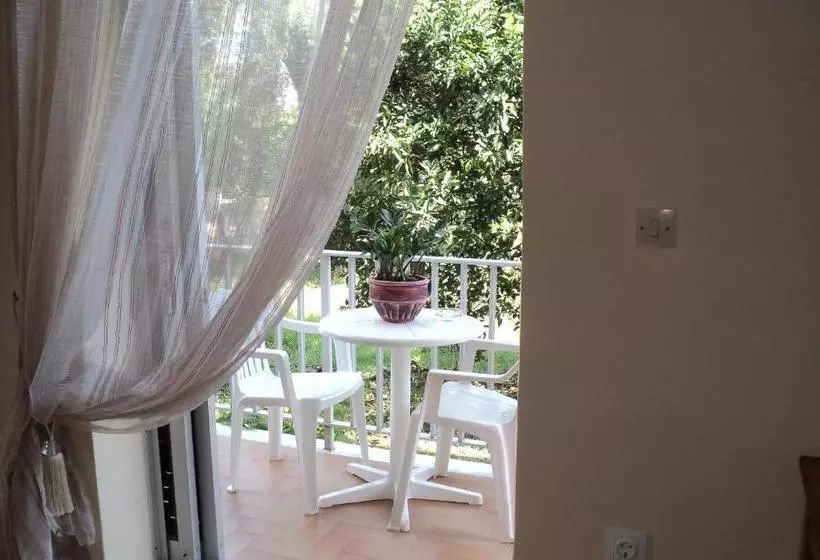 Ilias Apartments Dassia By Hotelius