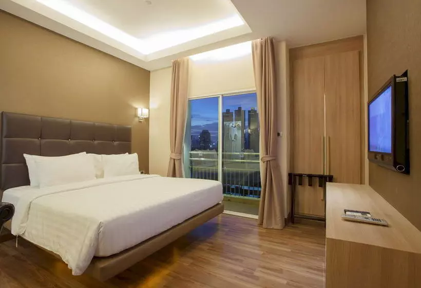 ホテル V Residence Serviced Apartment