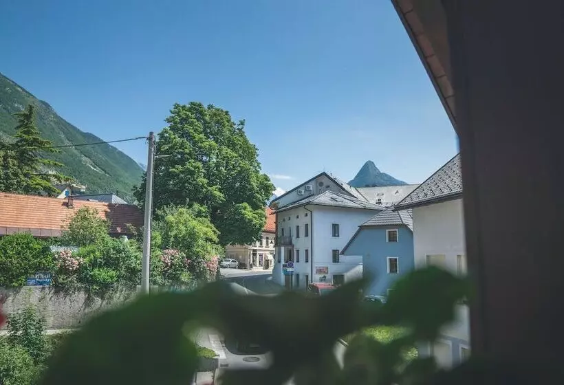 Apartment Amak With Free Onsite Parking