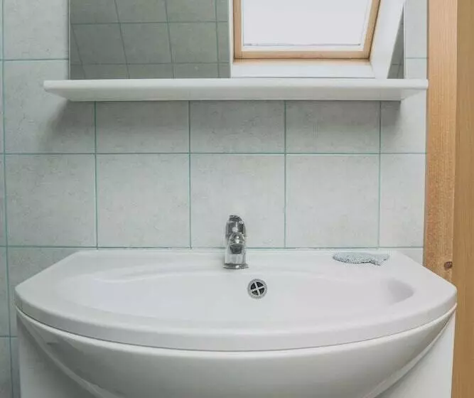 Apartment Amak With Free Onsite Parking