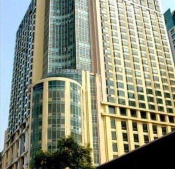 Luxurious & Spacious Suite At The Heart Of Manila