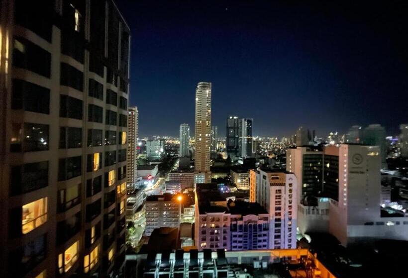 Luxurious & Spacious Suite At The Heart Of Manila