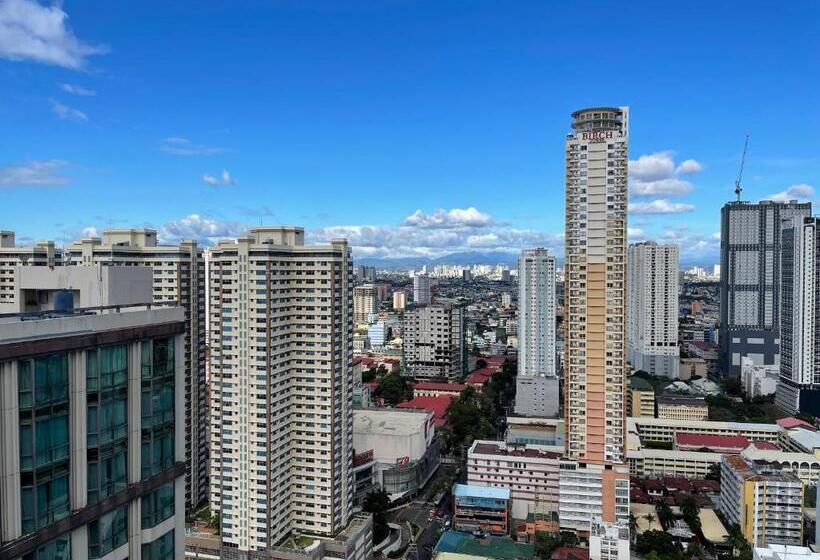 Luxurious & Spacious Suite At The Heart Of Manila