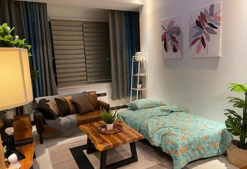 Luxurious & Spacious Suite At The Heart Of Manila