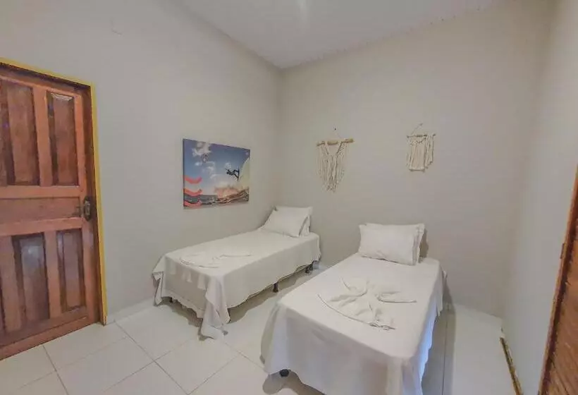 Majatalo Pousada Nak   Nativa Arpoador Kite