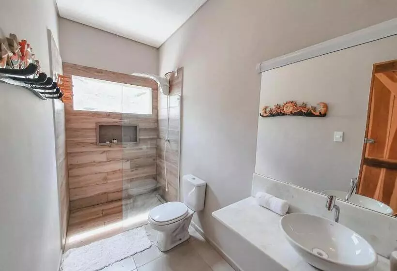 Majatalo Pousada Nak   Nativa Arpoador Kite