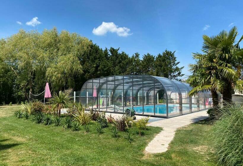 ベッドアンドブレックファースト Chambre D Hôtes La Belgerie