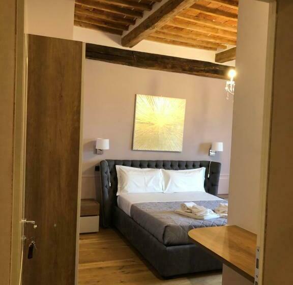 פנסיון Neoclassico By Tiziana Monaldi