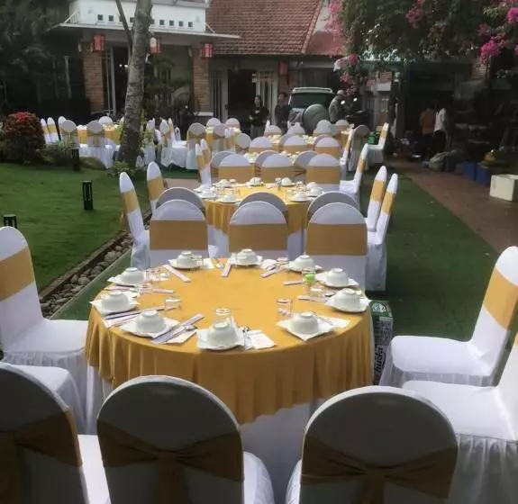 Golden Star Villa Hue