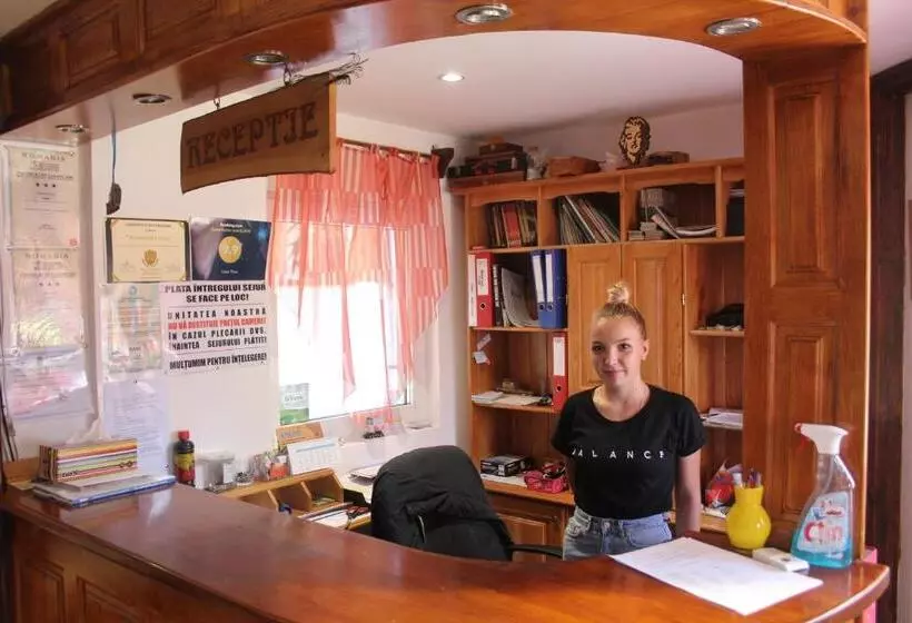 ユースホステル Cazare Rustic Nagy