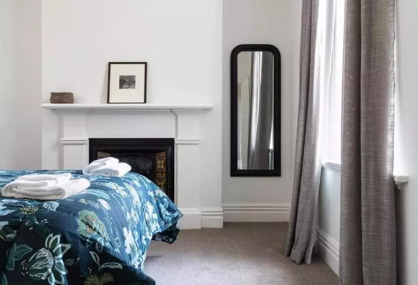 Star Struck On Stuart