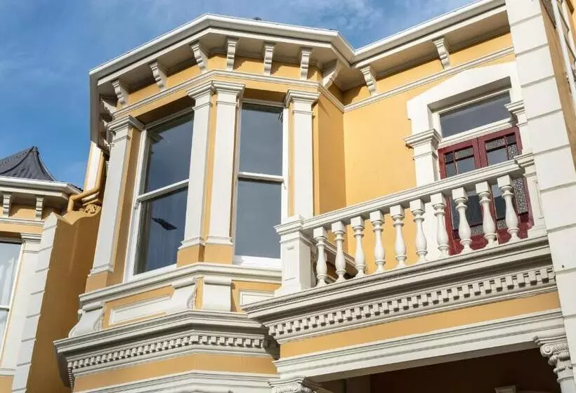 Star Struck On Stuart