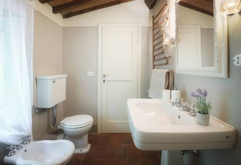 Villa Marraccini 8, Emma Villas