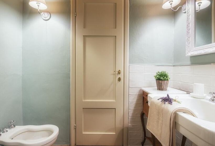 Villa Marraccini 8, Emma Villas