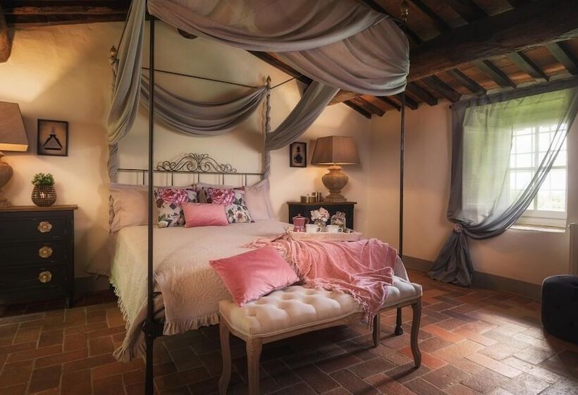 Villa Marraccini 8, Emma Villas