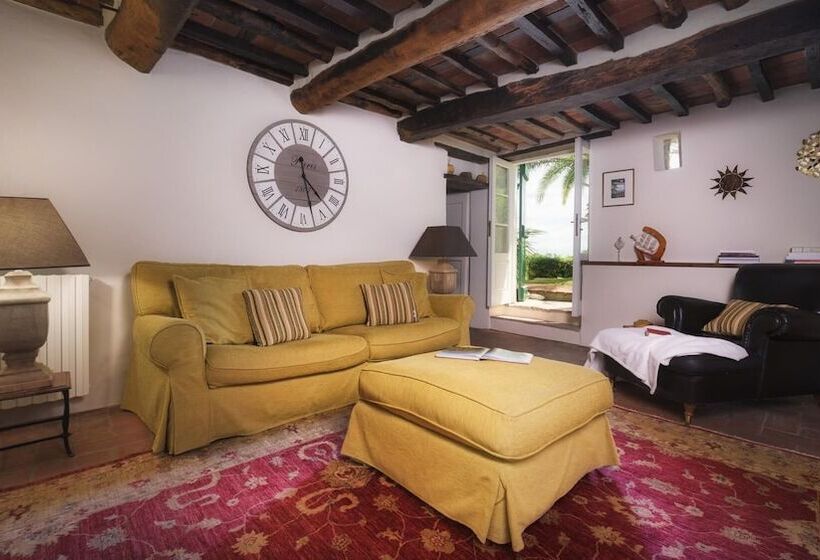 Villa Marraccini 8, Emma Villas