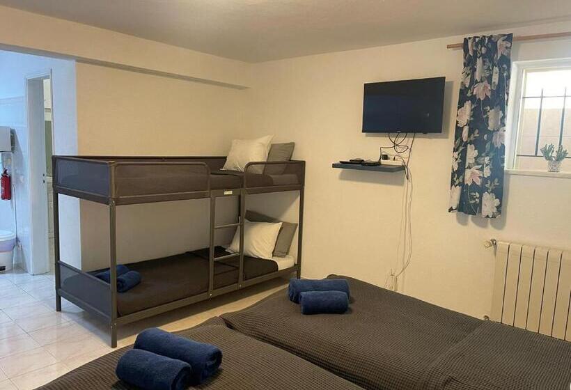 مبيت وإفطار Bb Dona Ana