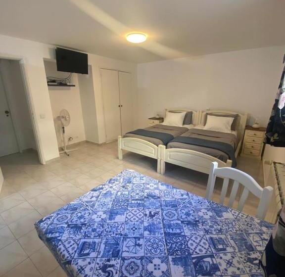 مبيت وإفطار Bb Dona Ana