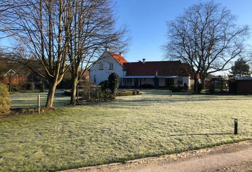 민박 Horse And Hound