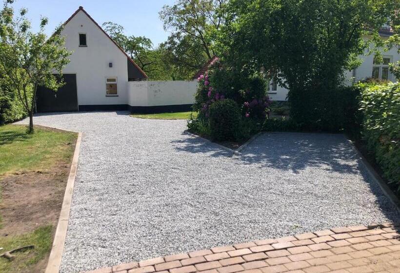 민박 Horse And Hound