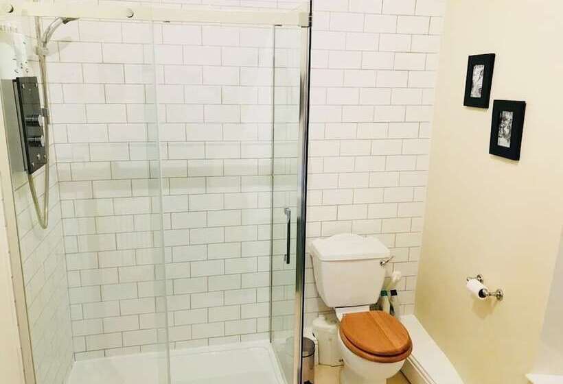 Hengoed Hideaway Spacious 3 Bed House