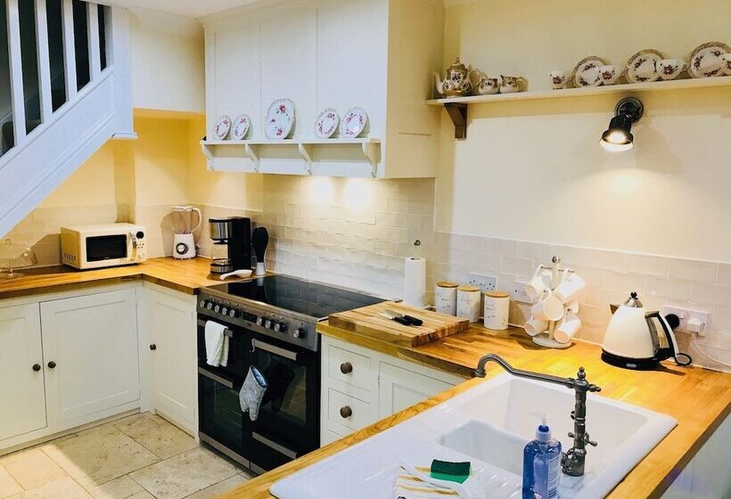 Hengoed Hideaway Spacious 3 Bed House