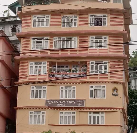 בית מלון כפרי Khandroling