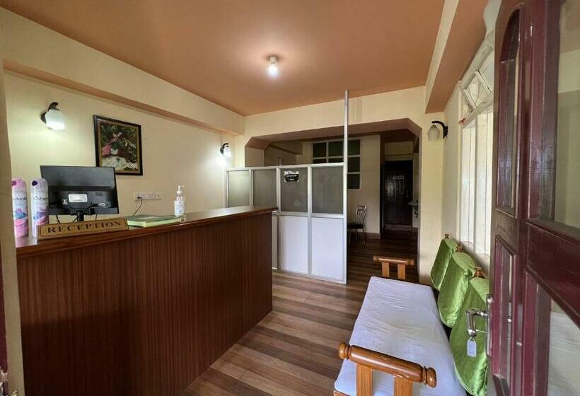 בית מלון כפרי Khandroling