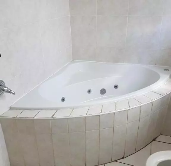 Majatalo African Elephant Guesthouse