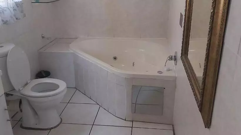 Majatalo African Elephant Guesthouse