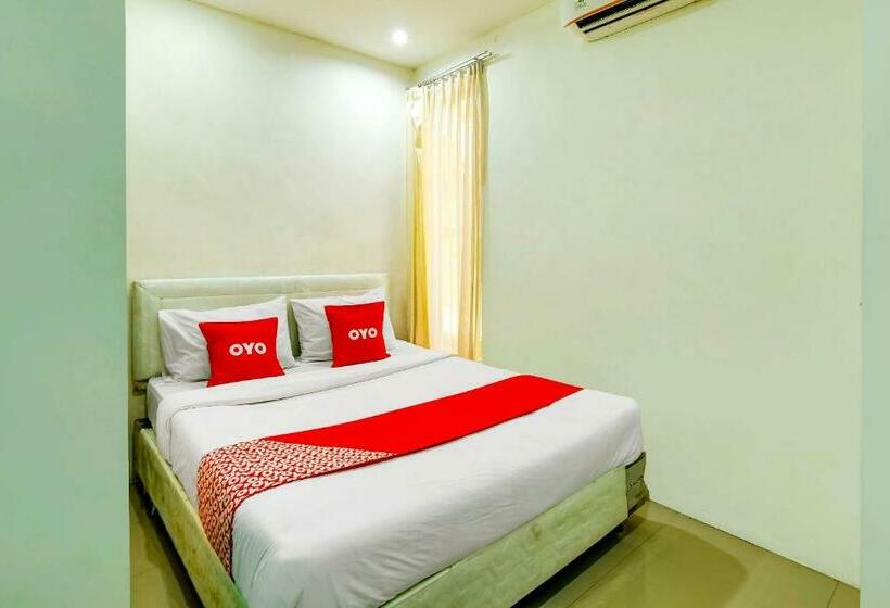 Отель Oyo 91240 Jogja Amazon Green 2