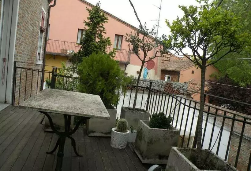 پانسیون Babette Room