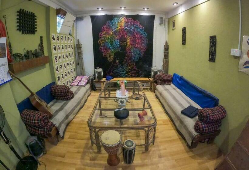 پانسیون Shekhar S Shared Home