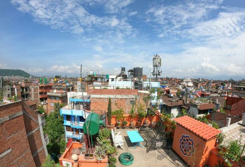 پانسیون Shekhar S Shared Home