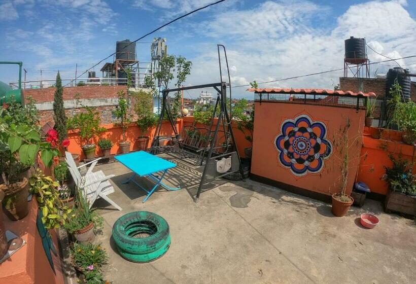 پانسیون Shekhar S Shared Home