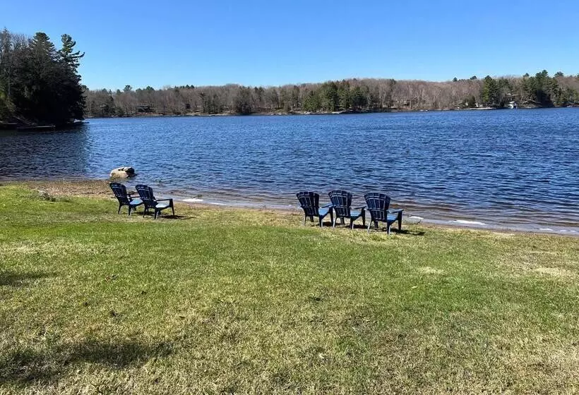 Lomakeskus Muskoka Lake Cottages